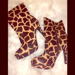 High Heel Leopard booties! ❤️